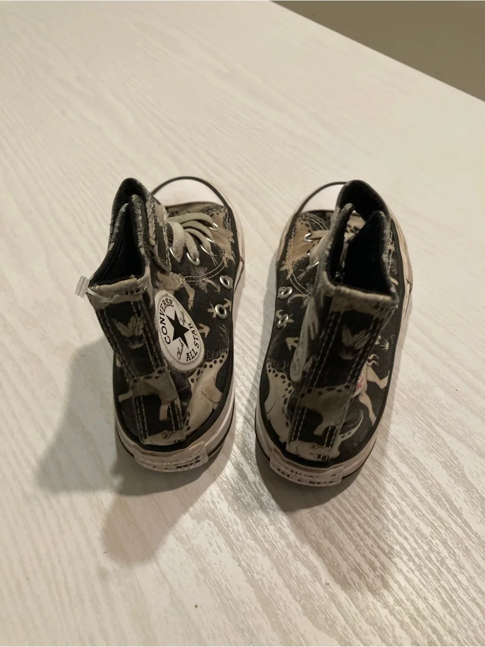 Converse Kids High-Top Sneakers in  Dinosaur Print